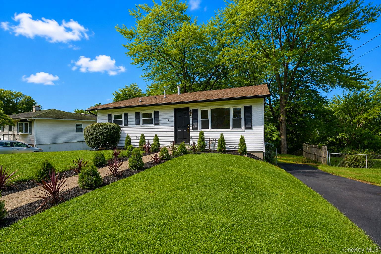 2nd image of 15 Fleetwood Dr, Newburgh (town), NY 12550 | MLS# 1039081