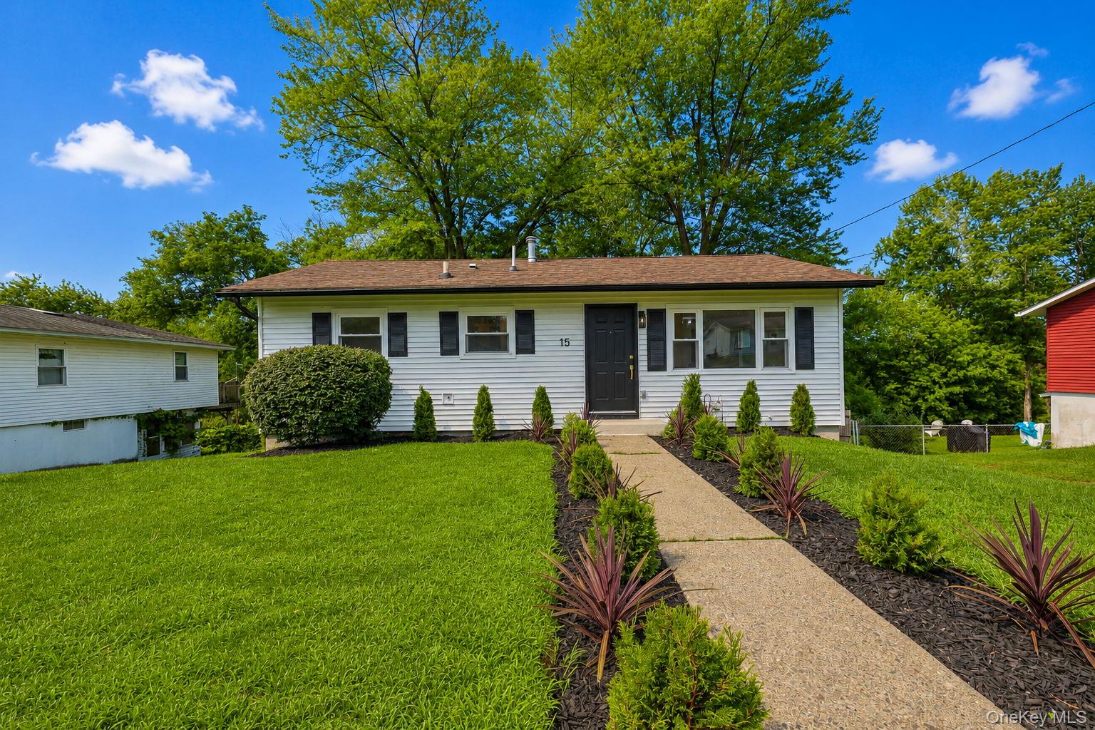 3rd image of 15 Fleetwood Dr, Newburgh (town), NY 12550 | MLS# 1039081