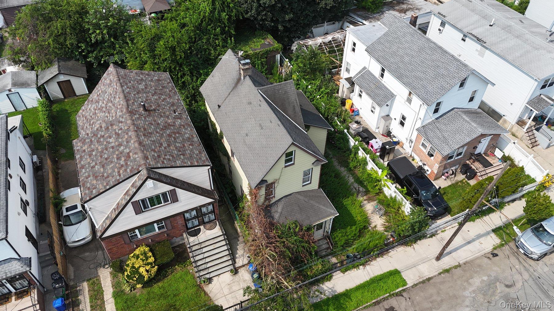 1st image of 11532 158th St, New York, NY 11434 | MLS# 1039084