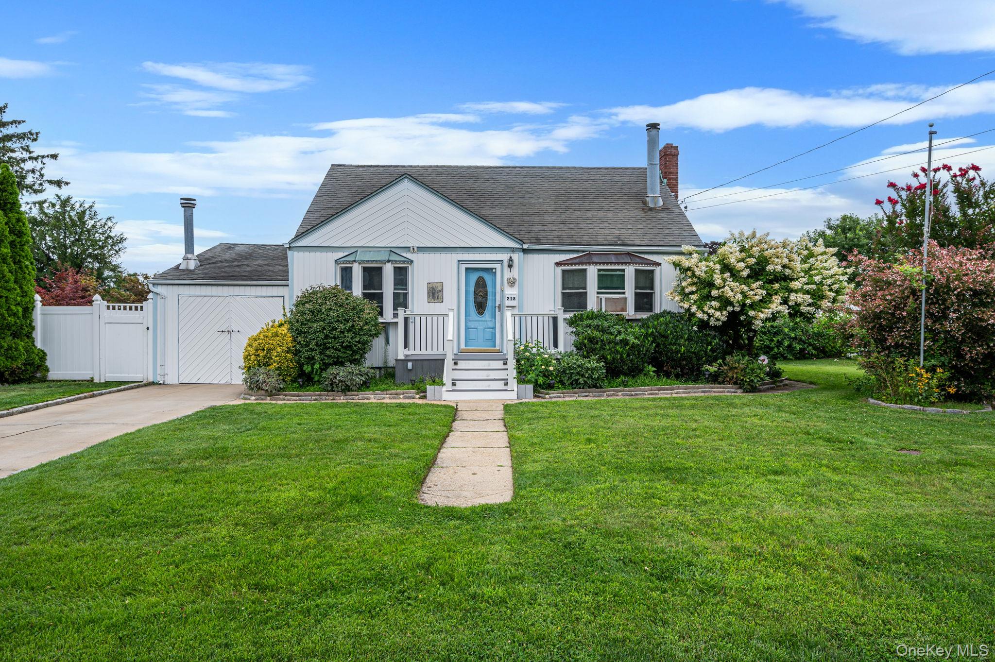 1st image of 218 11th St, West Babylon, NY 11704 | MLS# 1039171