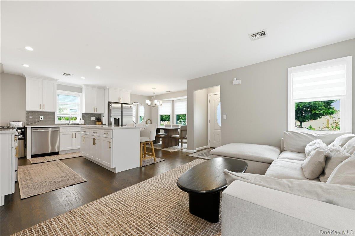 3rd image of 47 Fendale St, Hempstead, NY 11010 | MLS# 1039188