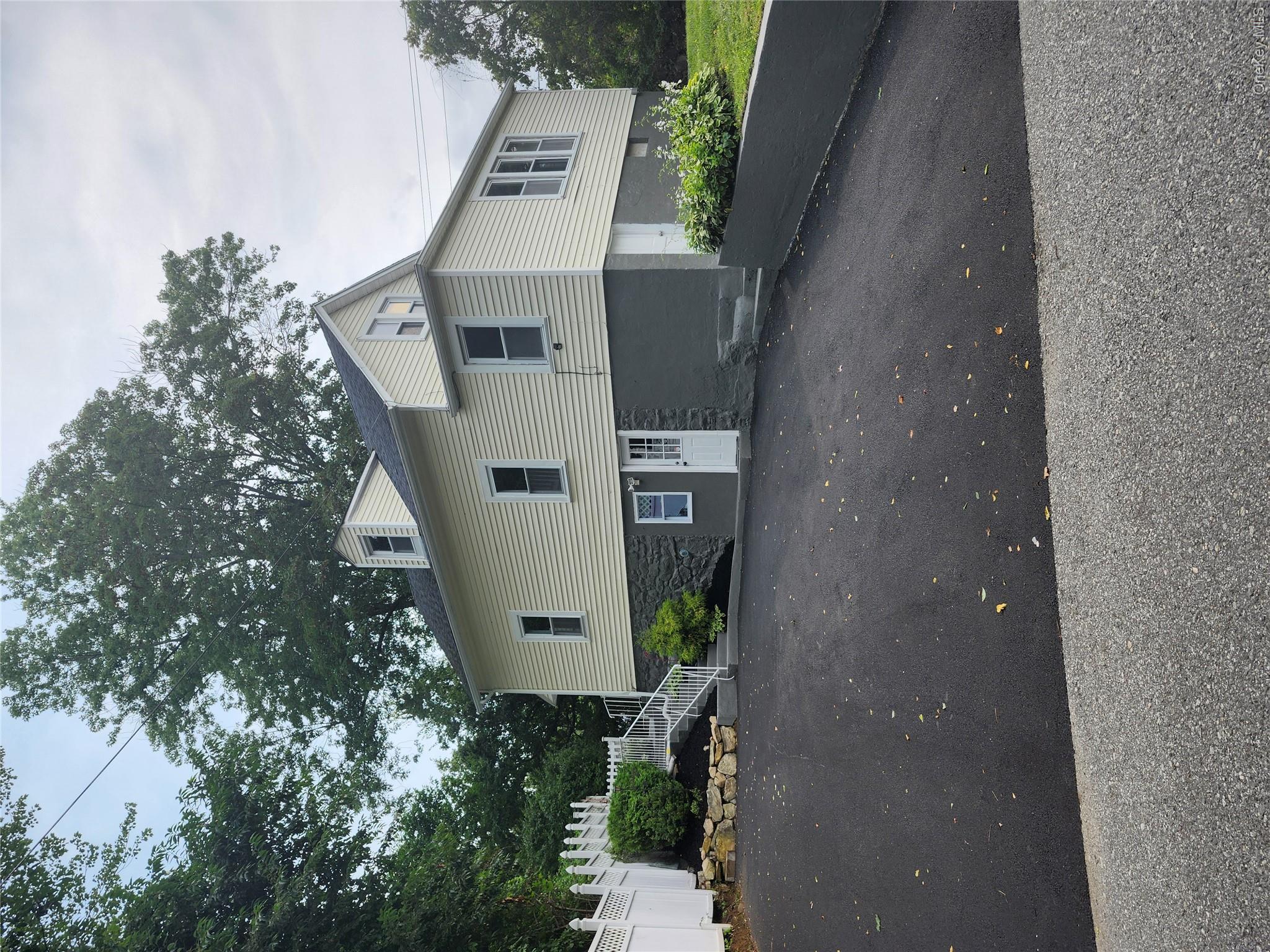 2nd image of 222 N Terry Hill Rd, Carmel, NY 10512 | MLS# 1039199