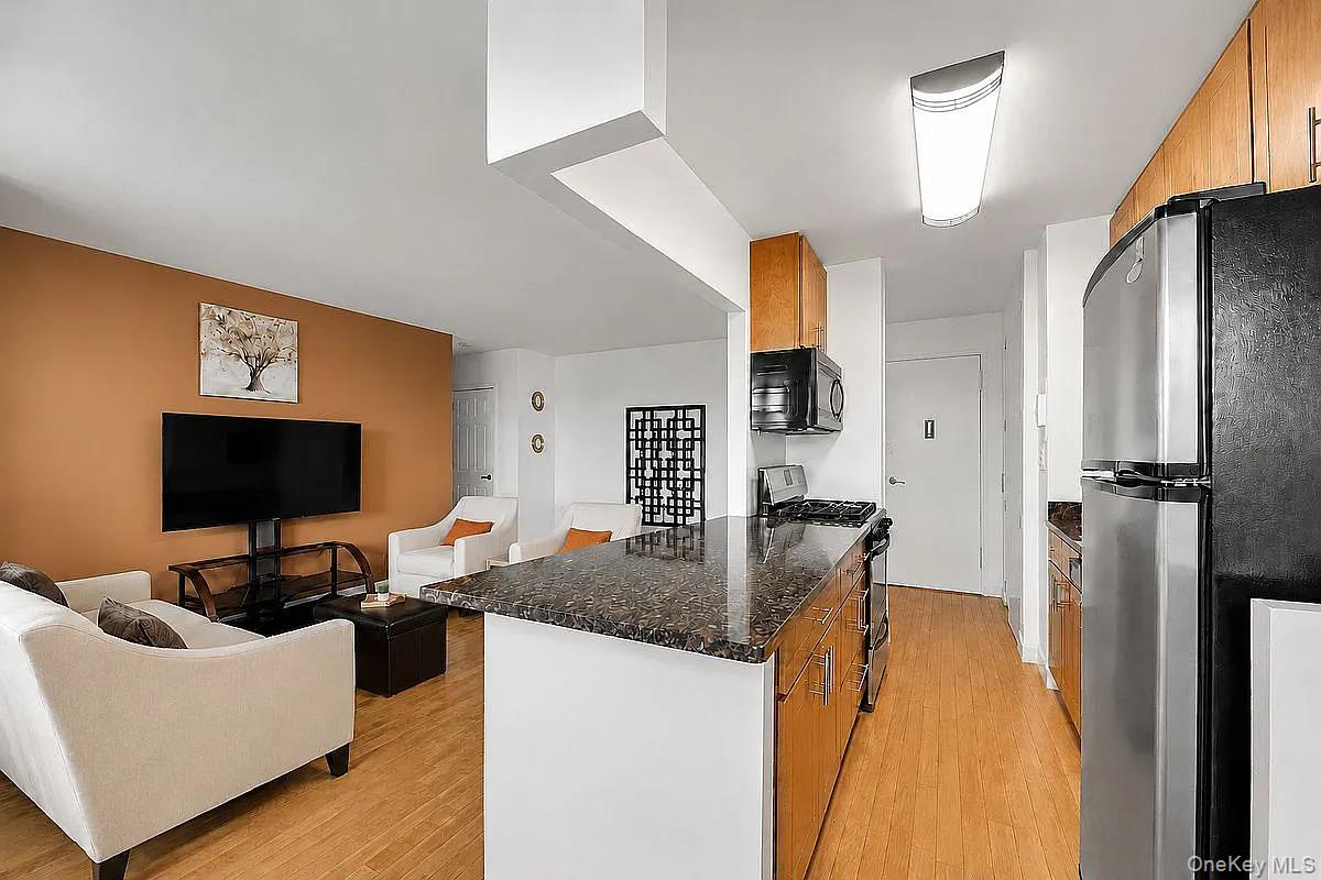 5th image of 400 Cozine Ave #5E, New York, NY 11207 | MLS# 1039237