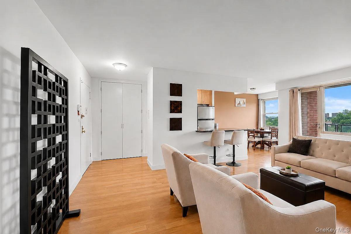 1st image of 400 Cozine Ave #5E, New York, NY 11207 | MLS# 1039237