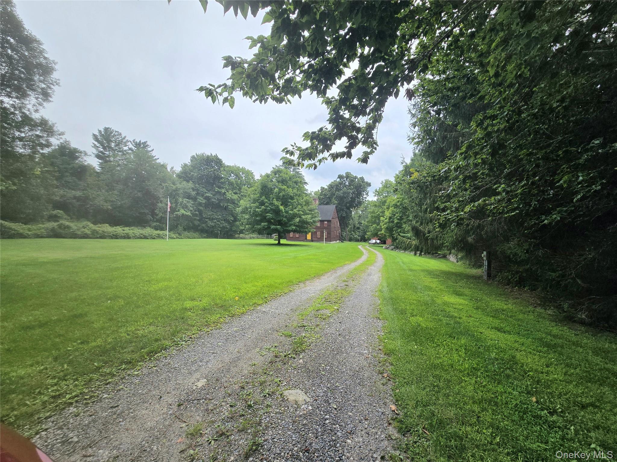 4th image of 56 Finnerty Pl, Putnam Valley, NY 10579 | MLS# 1039244