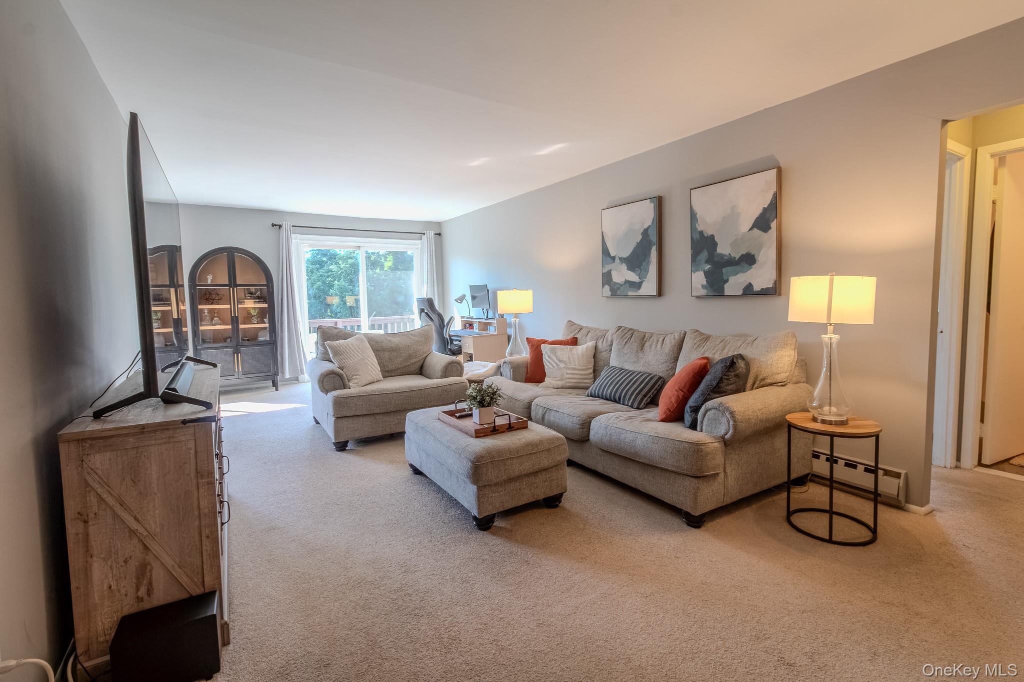 4th image of 23 Vlg Park Dr, Fishkill, NY 12524