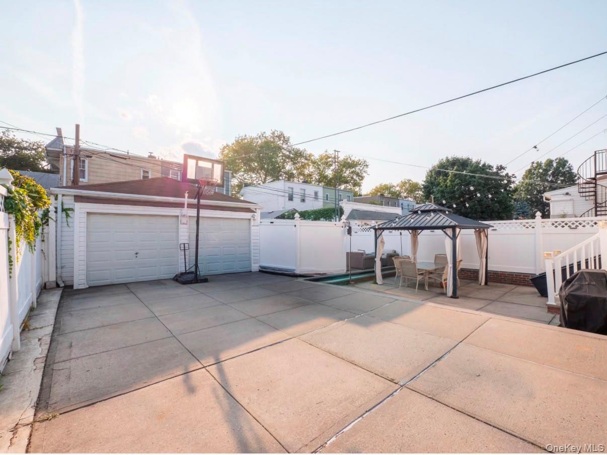 3rd image of 7764 79Th St, New York, NY 11385 | MLS# 1039278