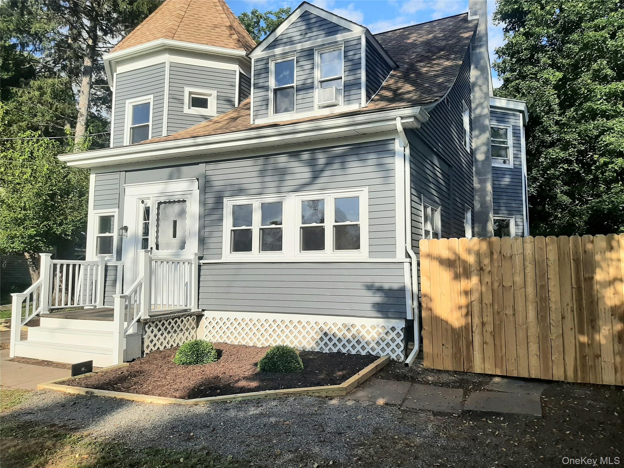 3rd image of 46 Old Post Rd, Hyde Park, NY 12580 | MLS# 1039293