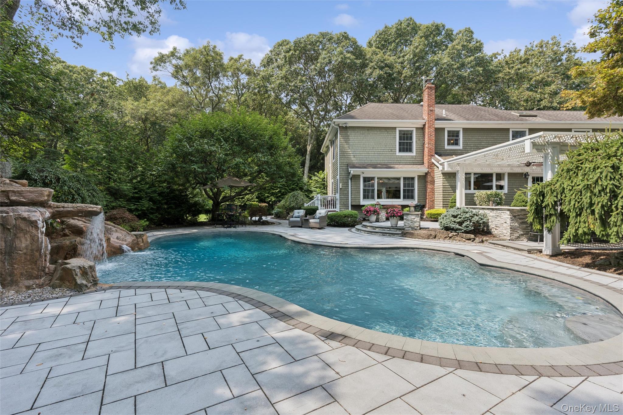2nd image of 38 Riverview Ter, Smithtown, NY 11787 | MLS# 1039294