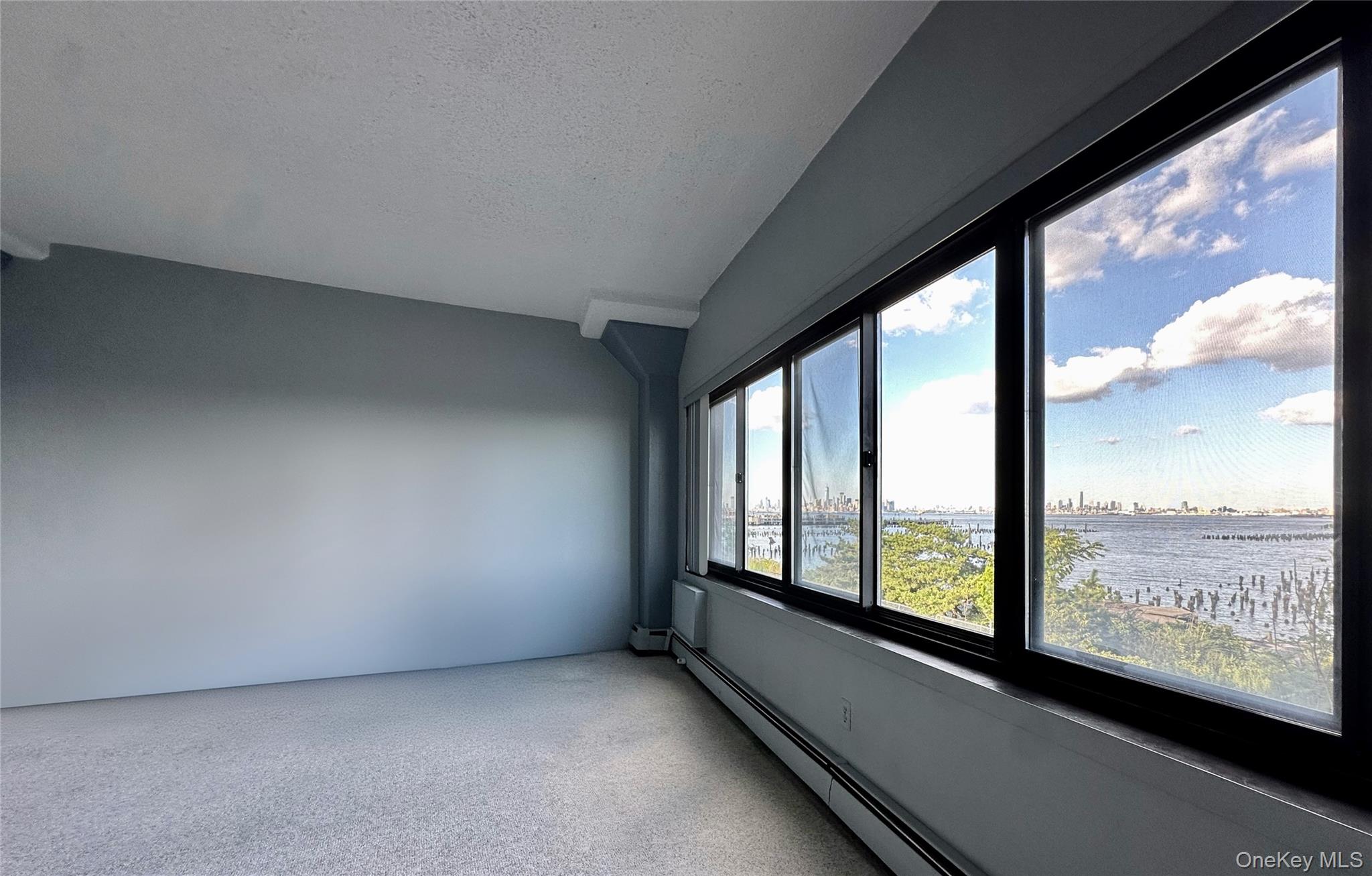 2nd image of 10 Bay Street Landing #2B, New York, NY 10301 | MLS# 1039299