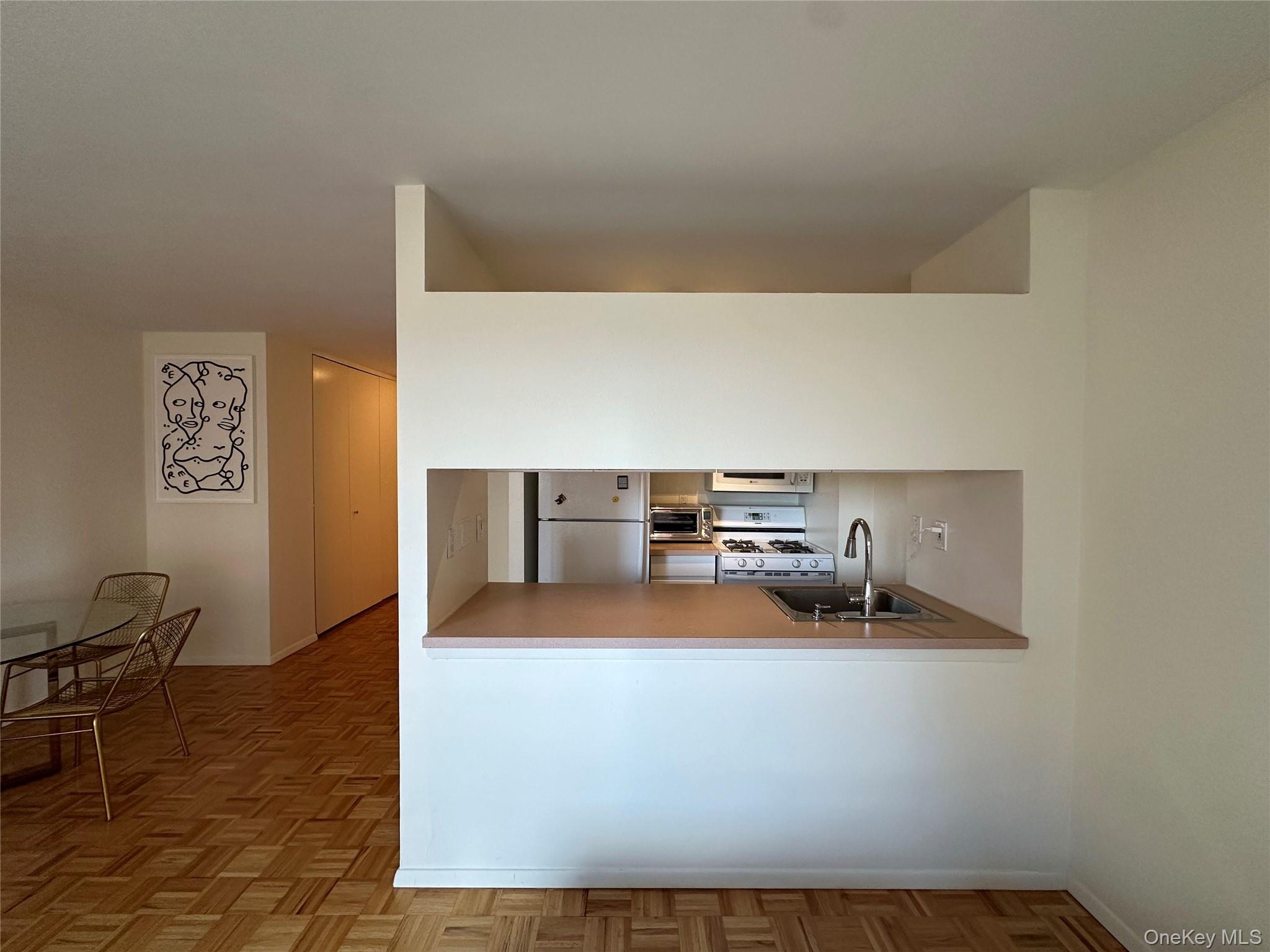 4th image of 1 Irving Pl #U17H, New York, NY 10003 | MLS# 1039311