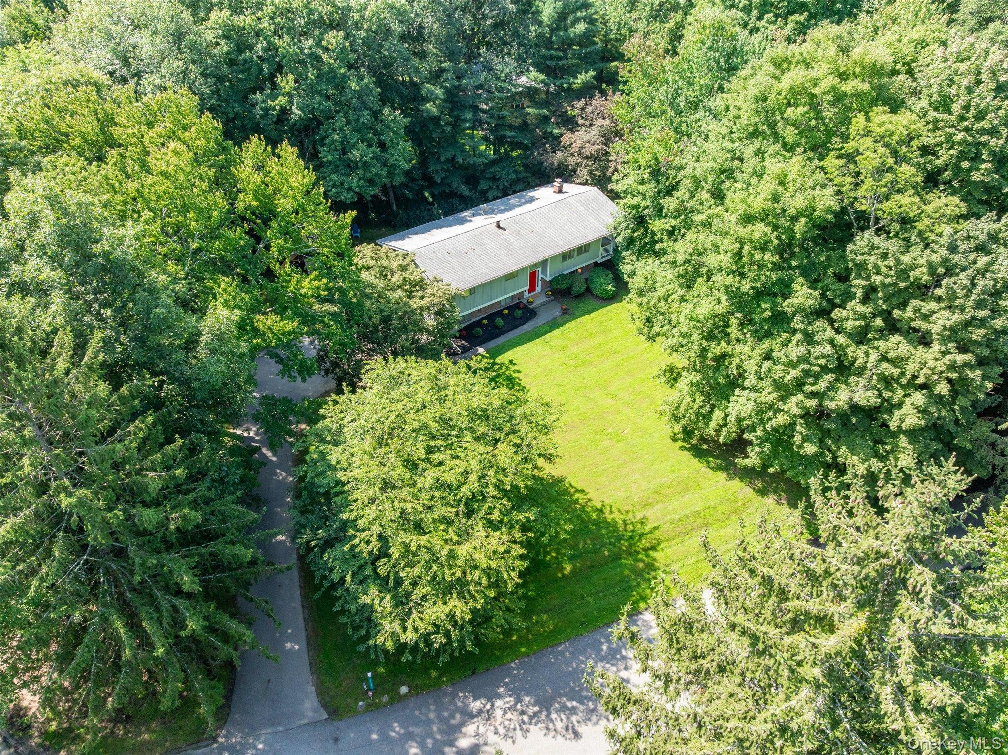 3rd image of 119 Bonnie Brae Ct, Somers, NY 10527 | MLS# 1039317