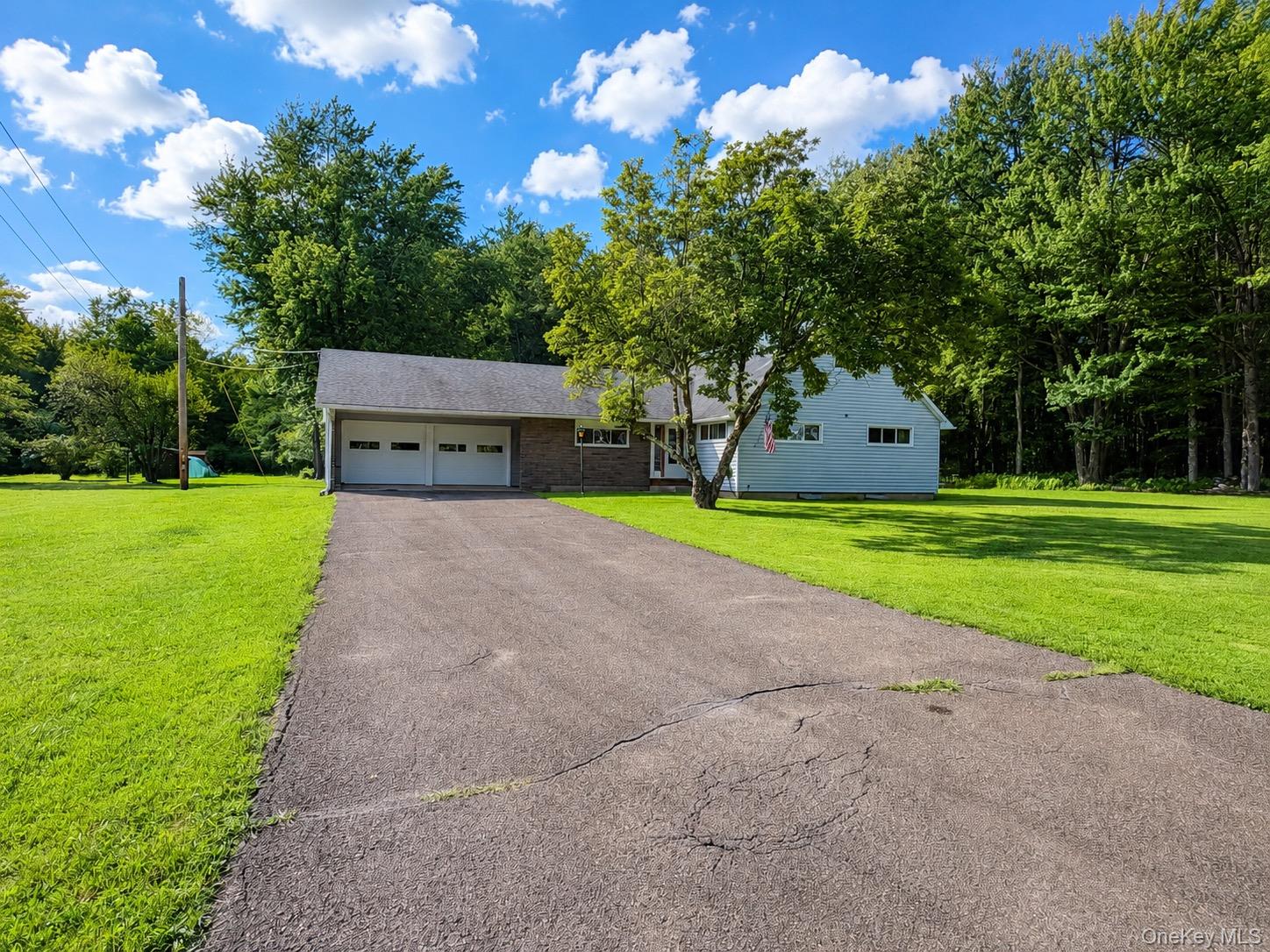 Photo 1 of Single family home for sale at 412 Brown Rd, Wawarsing, NY 12428 | MLS# 1039337 | Listing updated on 2026-09-06