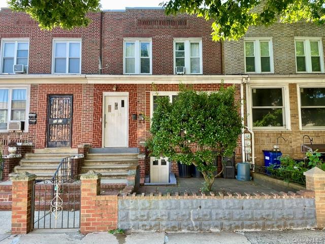 1st image of 22 29 36th St, New York, NY 11105 | MLS# 1039375