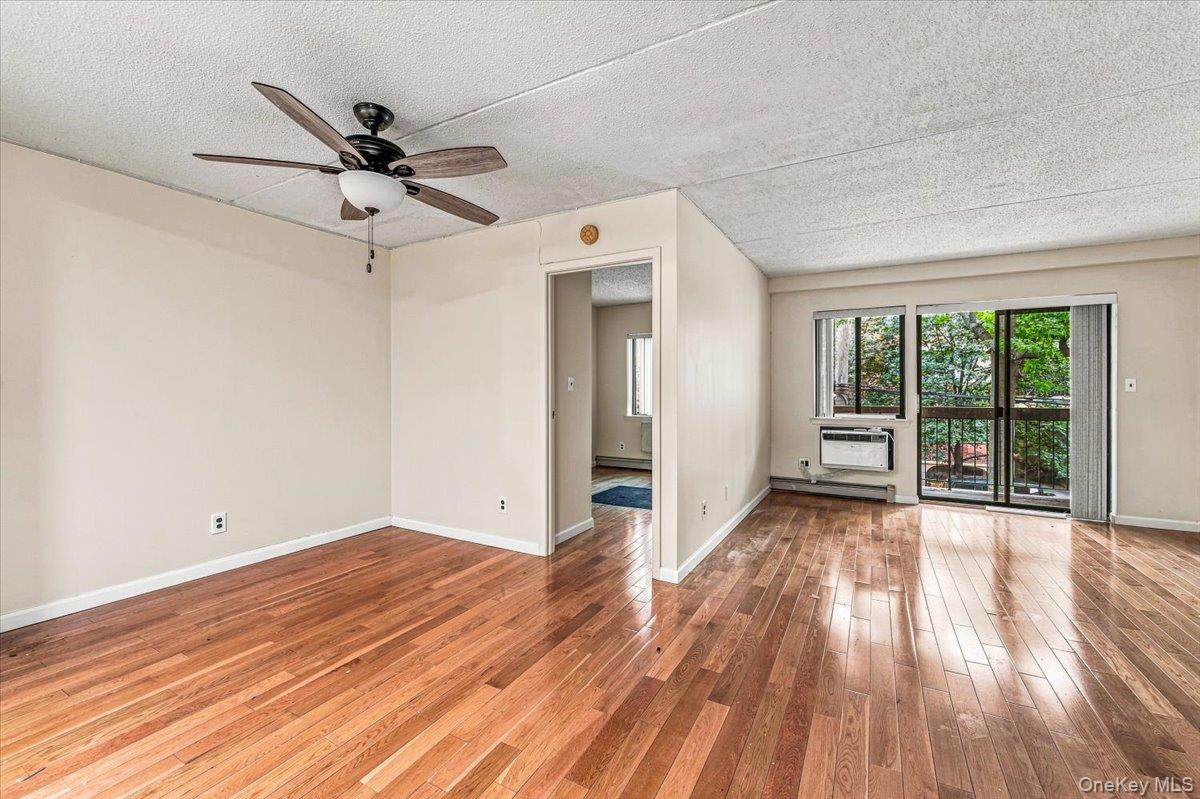 4th image of 71-24 162Nd St #2, New York, NY 11365 | MLS# 1039380