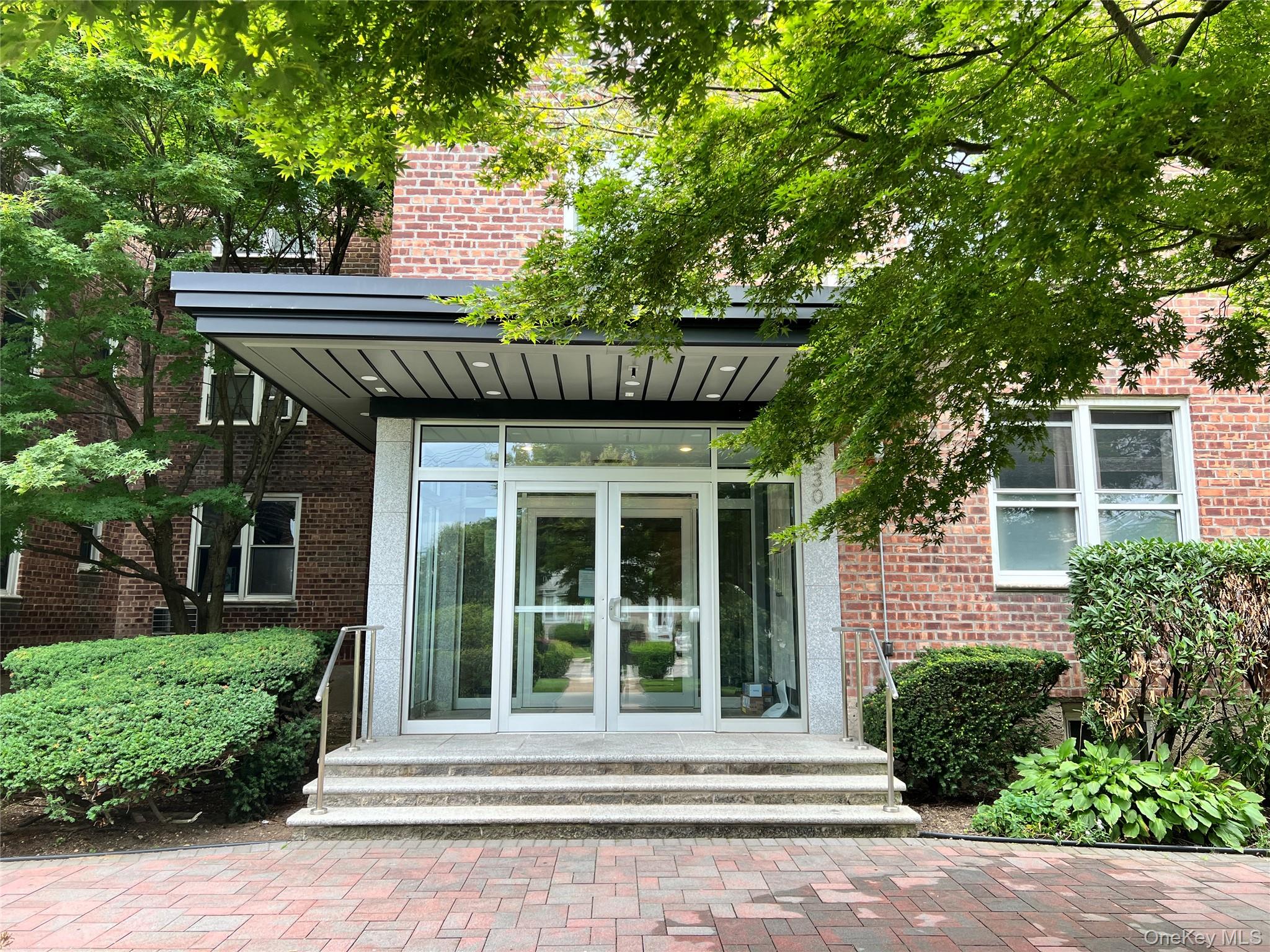 1st image of 530 Dubois Ave #6A, Hempstead, NY 11581 | MLS# 1039386