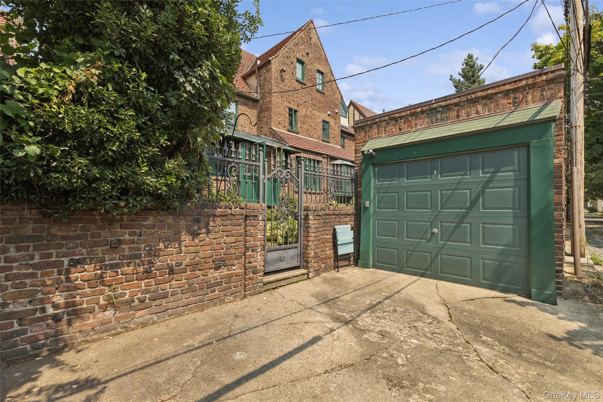 34th image of 9 Whitson St, New York, NY 11375 | MLS# 1039388