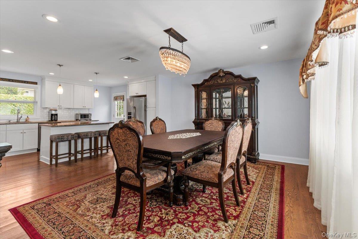 4th image of 177 N Queens Ave, Oyster Bay, NY 11758 | MLS# 1039390