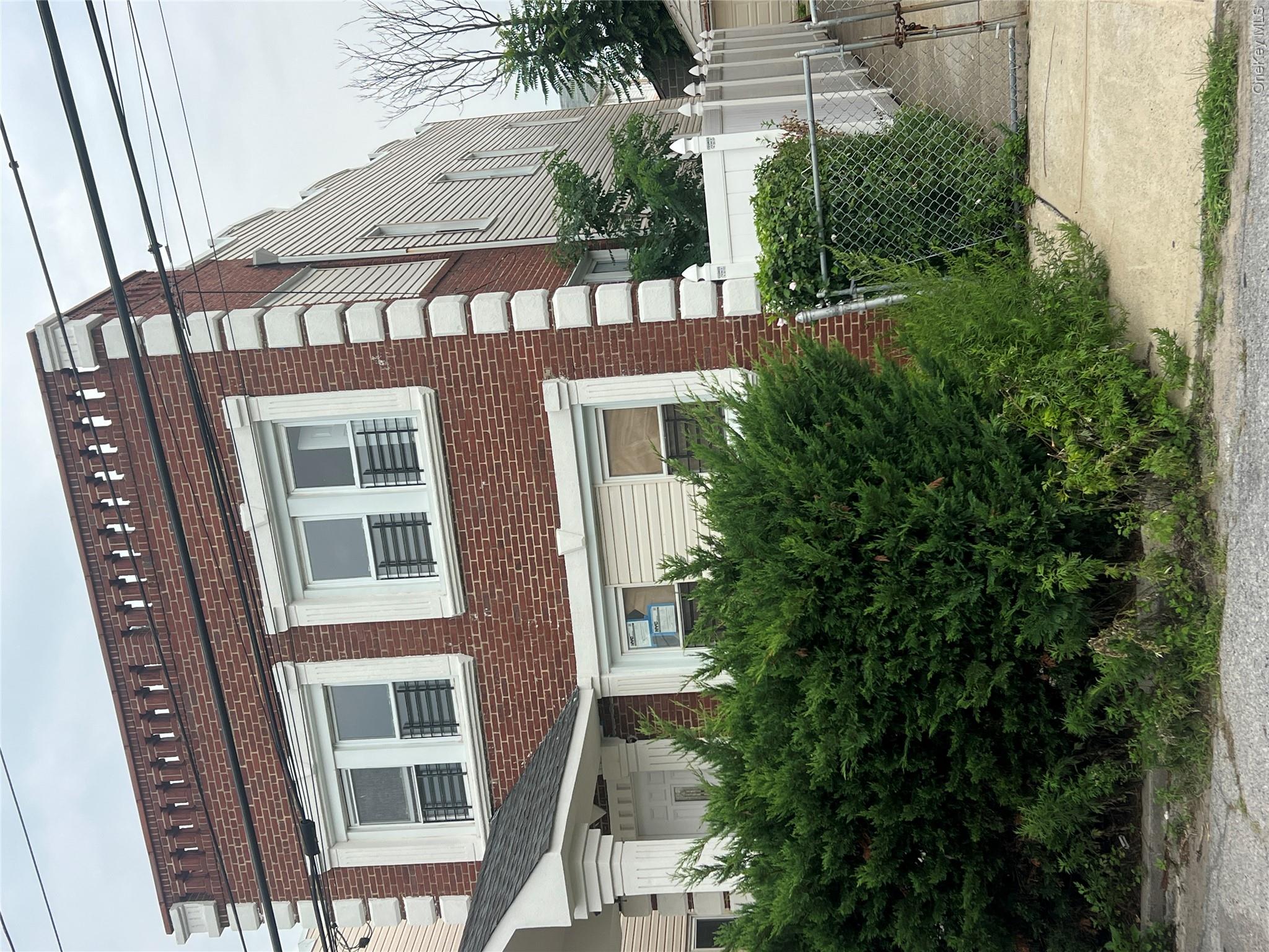3rd image of 216-25 136Th Rd, New York, NY 11413 | MLS# 1039392