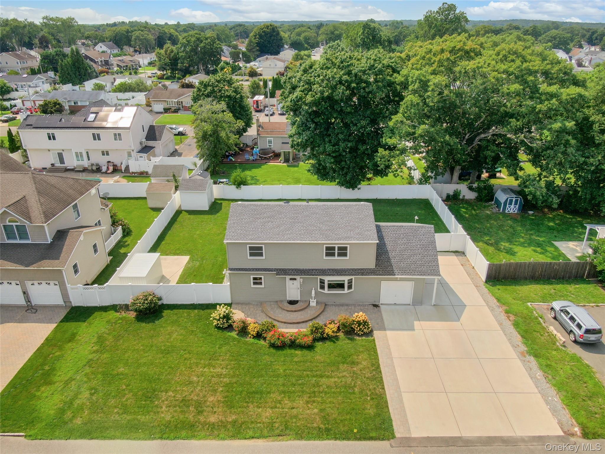 28th image of 78 Osceola Ave, Babylon, NY 11729 | MLS# 1039403
