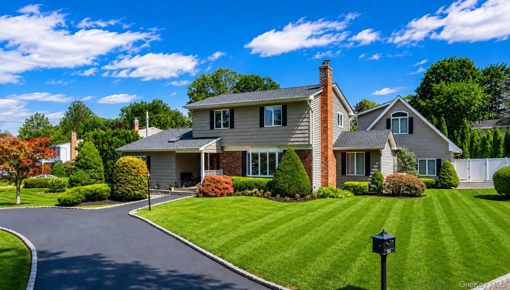 2nd image of 164 Cedrus Ave, Huntington, NY 11731 | MLS# 1039435