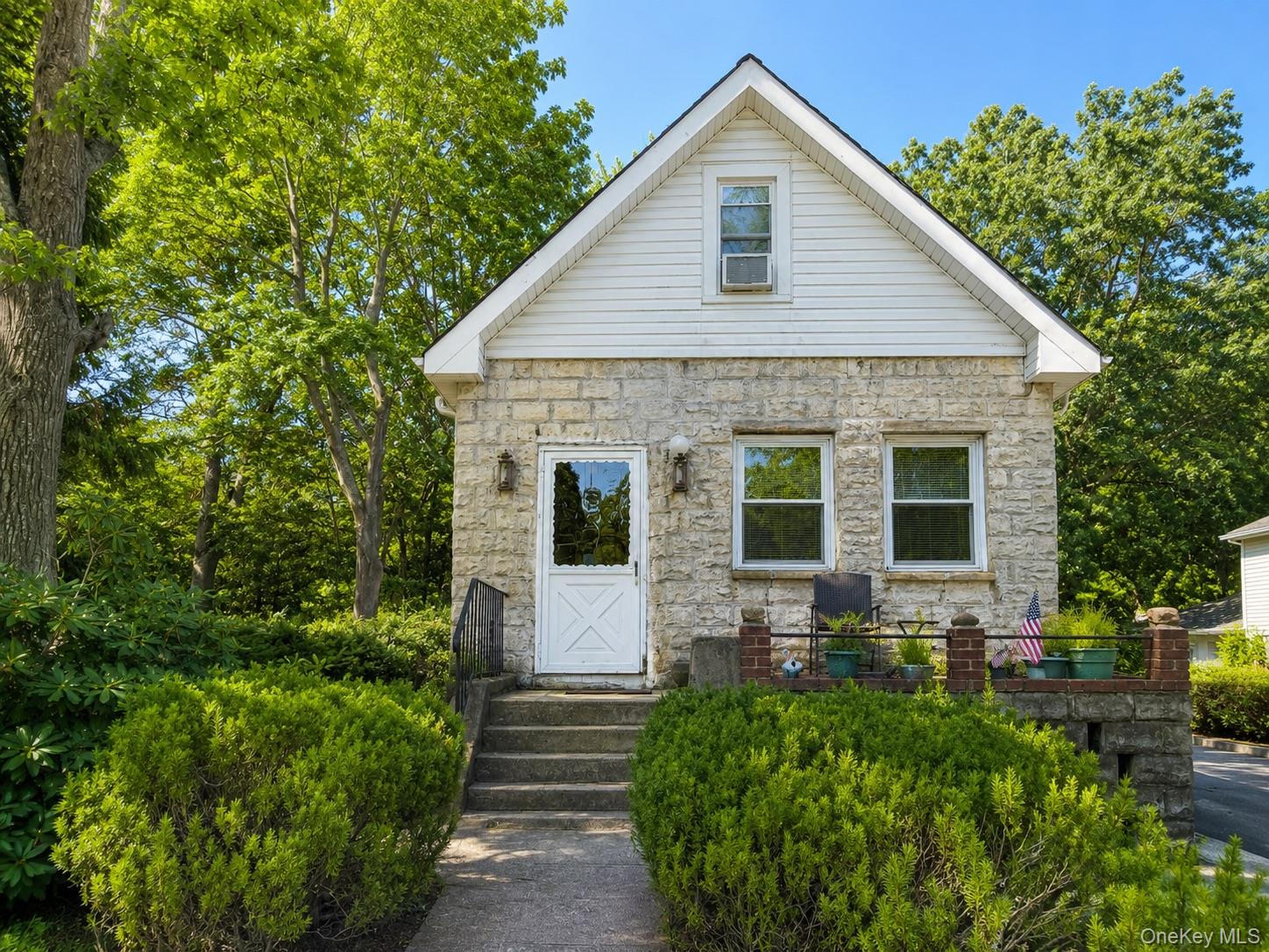 1st image of 164 S Evergreen Dr, Brookhaven, NY 11784 | MLS# 1039454