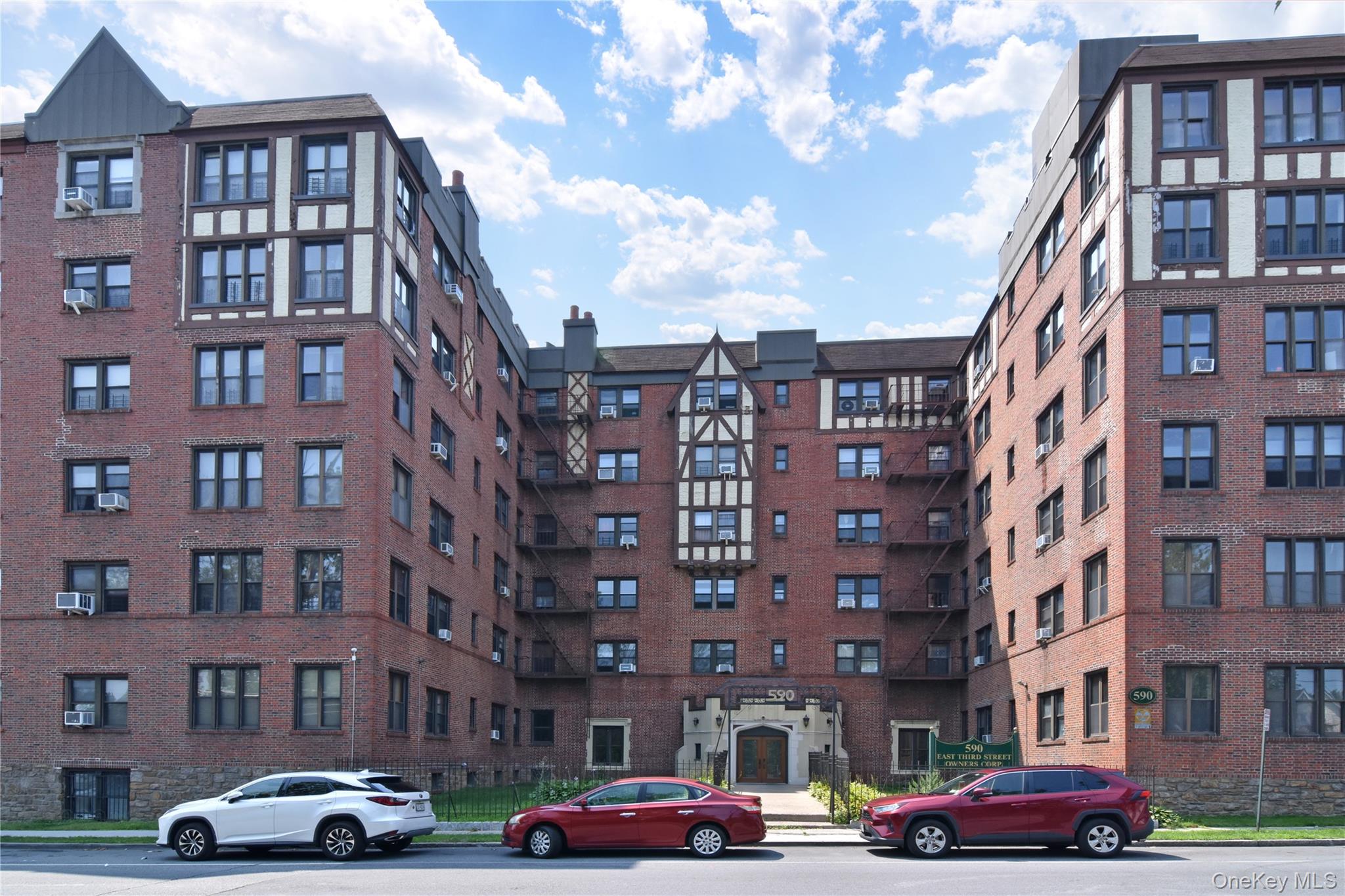 1st image of 590 E 3rd St #1M, Mount Vernon, NY 10553 | MLS# 1039464