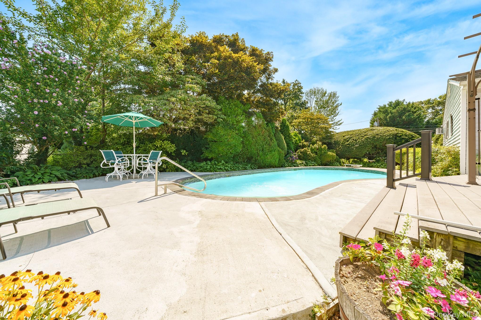 5th image of 4 Oak St, Brookhaven, NY 11776 | MLS# 1039473