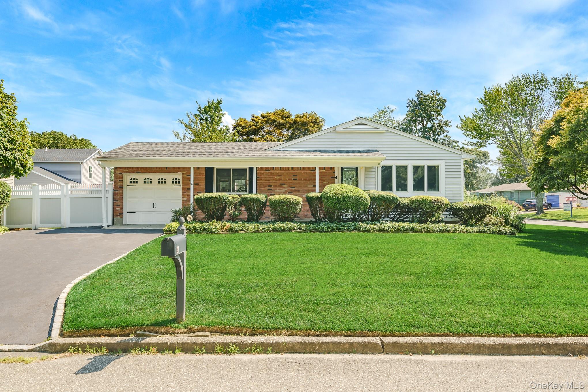 1st image of 4 Oak St, Brookhaven, NY 11776 | MLS# 1039473