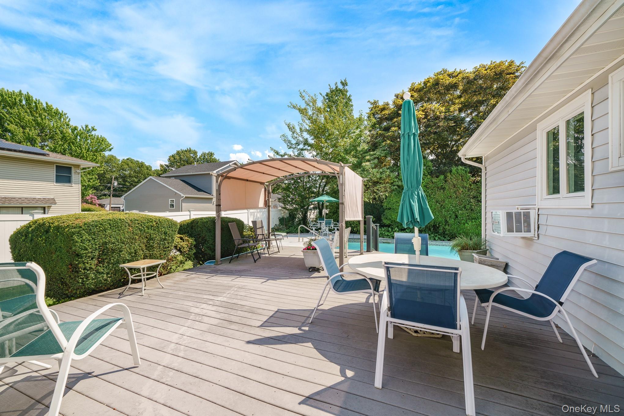 3rd image of 4 Oak St, Brookhaven, NY 11776 | MLS# 1039473