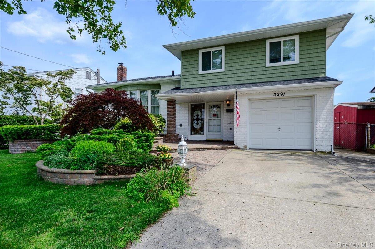 1st image of 3291 Wolfson Dr, Hempstead, NY 11510 | MLS# 1039487
