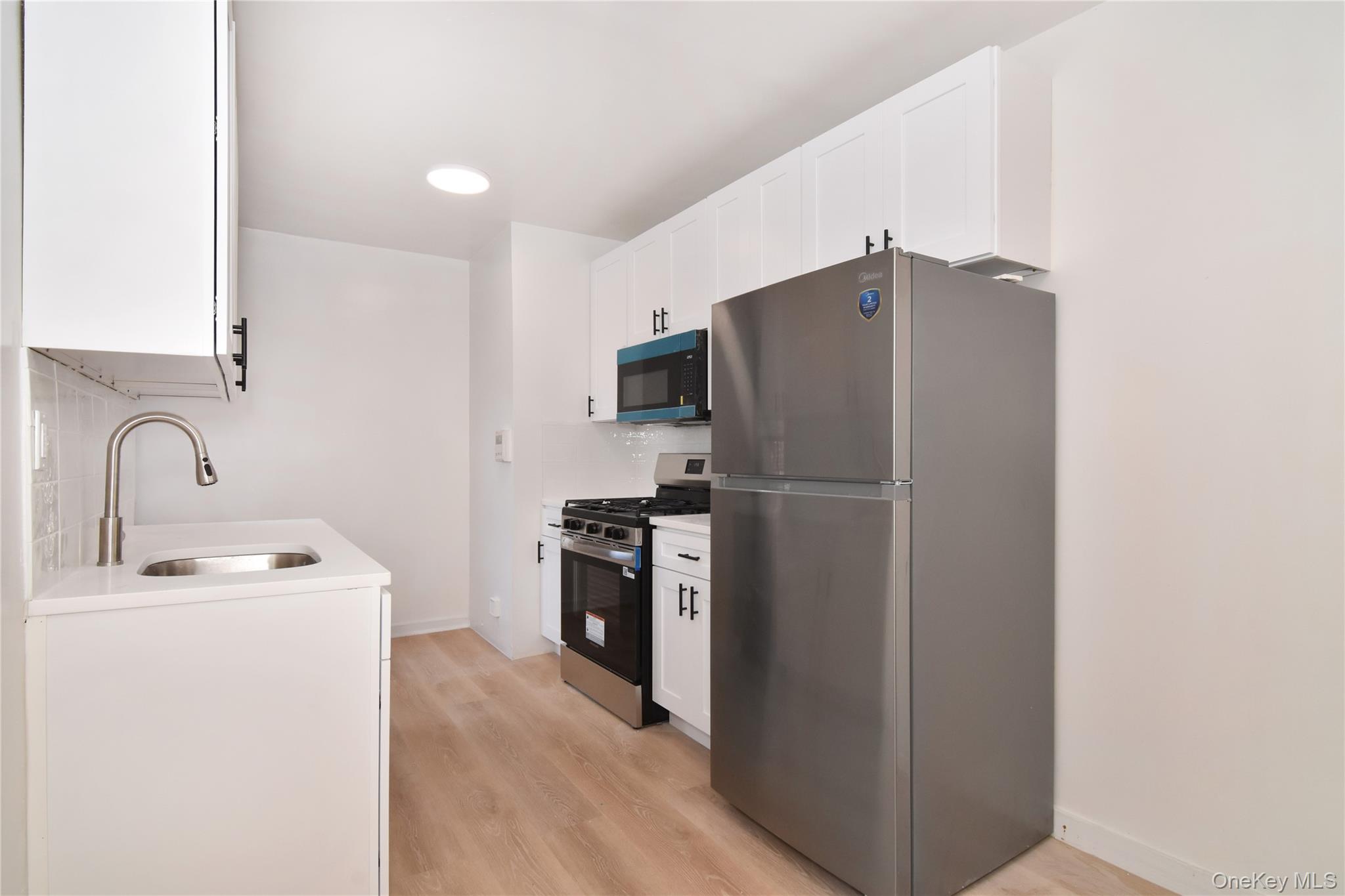 4th image of 590 E 3Rd St, Mount Vernon, NY 10550