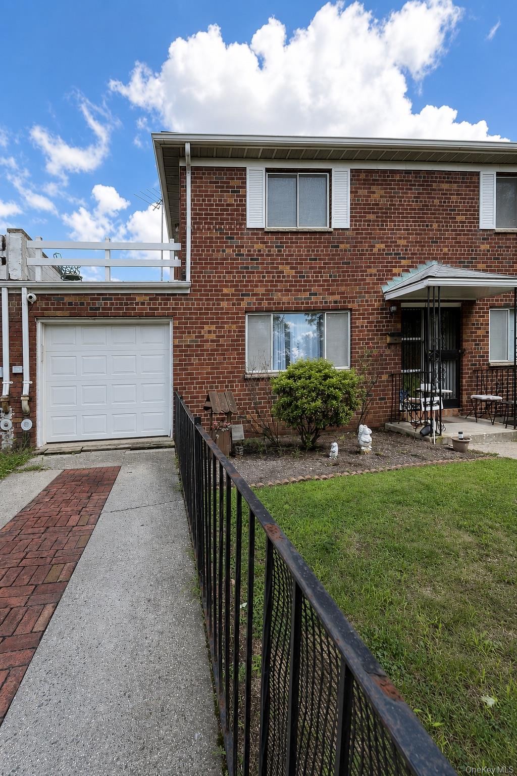 46th image of 1340 Mac Donough Pl, New York, NY 10465 | MLS# 1039516