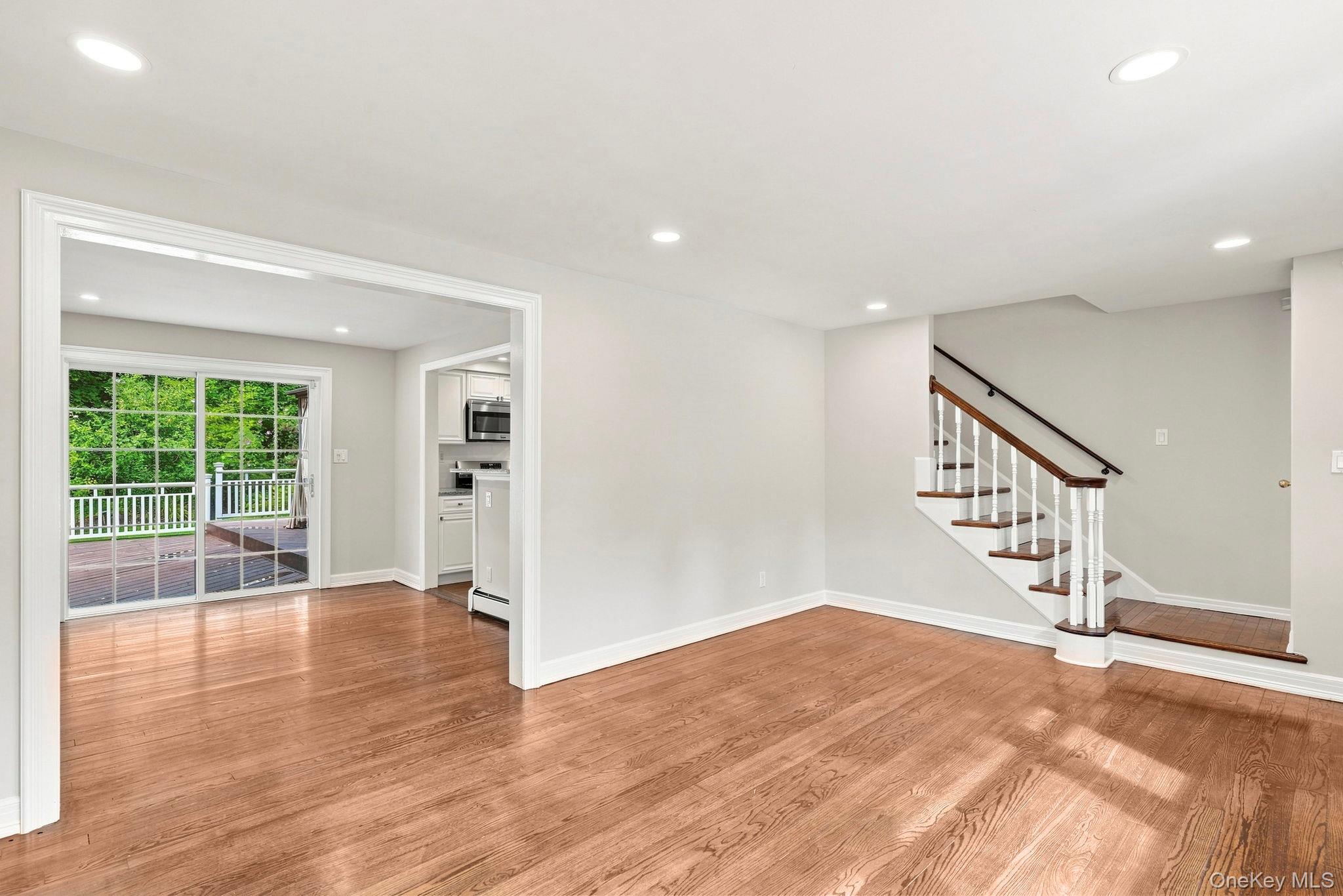 Photo 4 of Single family home for sale at 25 Greenvale Cir, Greenburgh, NY 10607 | MLS# 1039523 | Listing updated on 2026-09-02