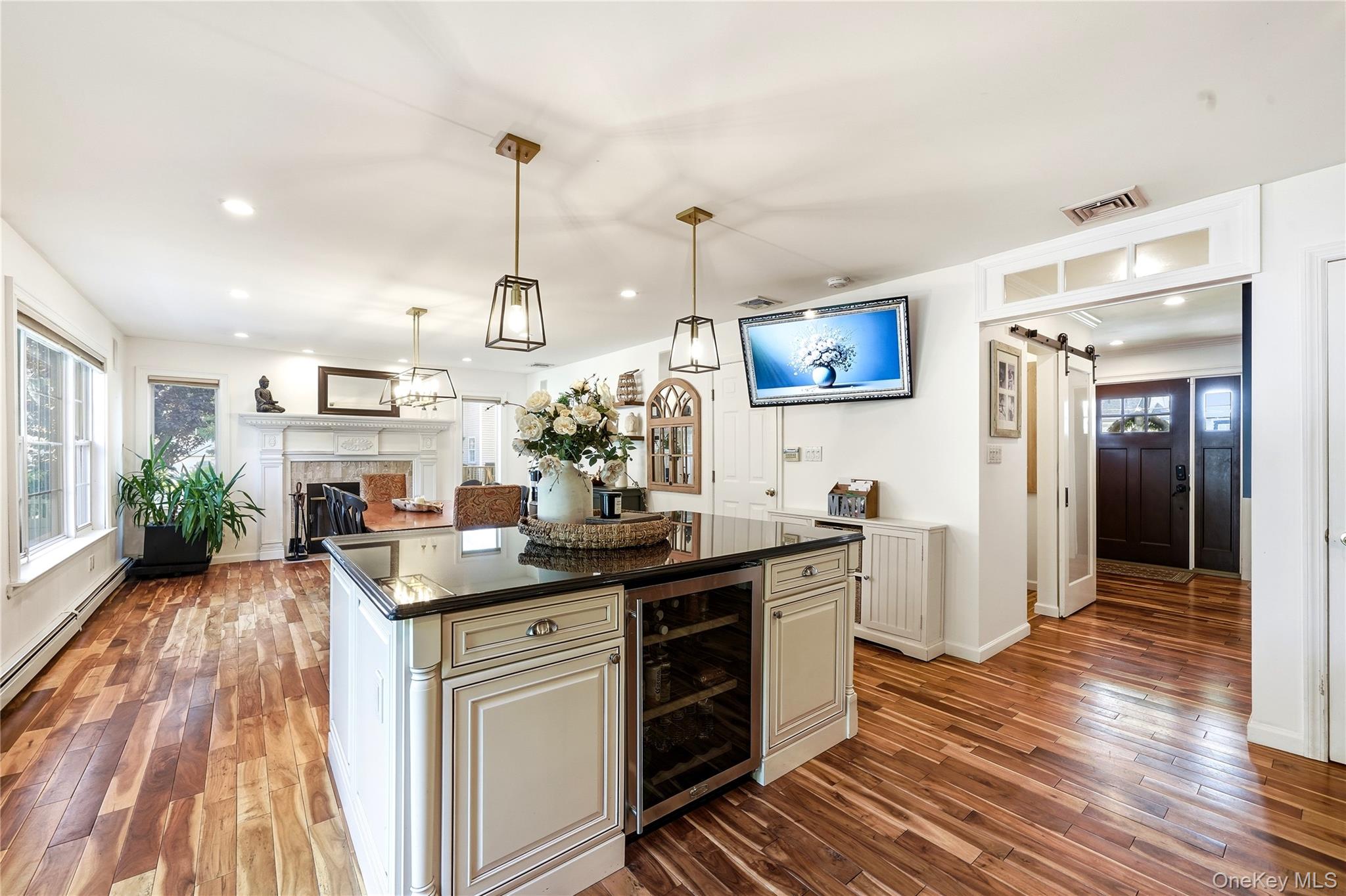 5th image of 1536 Winganhauppauge Rd, Islip, NY 11751 | MLS# 1039534