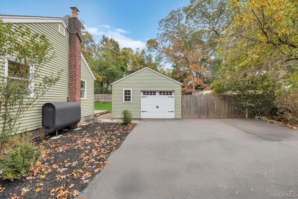 5th image of 34 Ormond Ave, Brookhaven, NY 11784 | MLS# 1039541