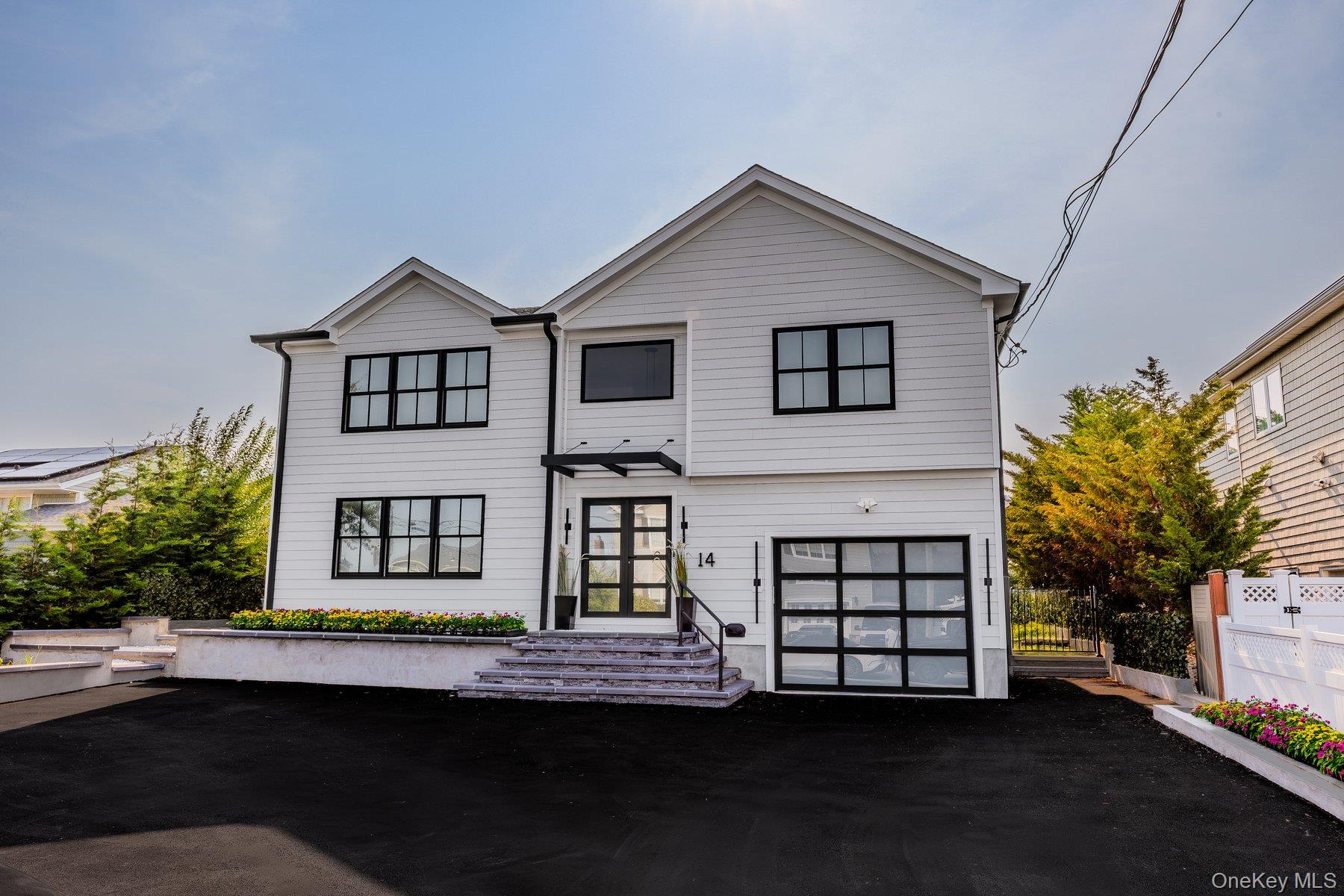 2nd image of 14 Jomarr Ct, Oyster Bay, NY 11758 | MLS# 1039548