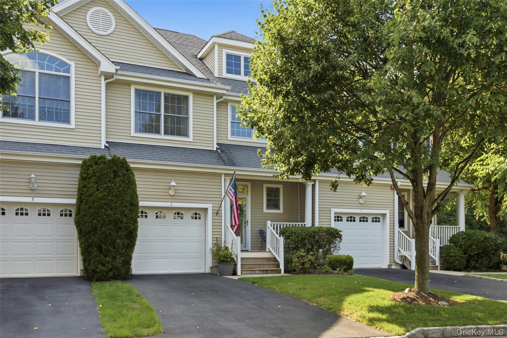 2nd image of 2 Emilys Wy, Brookhaven, NY 11733 | MLS# 1039552
