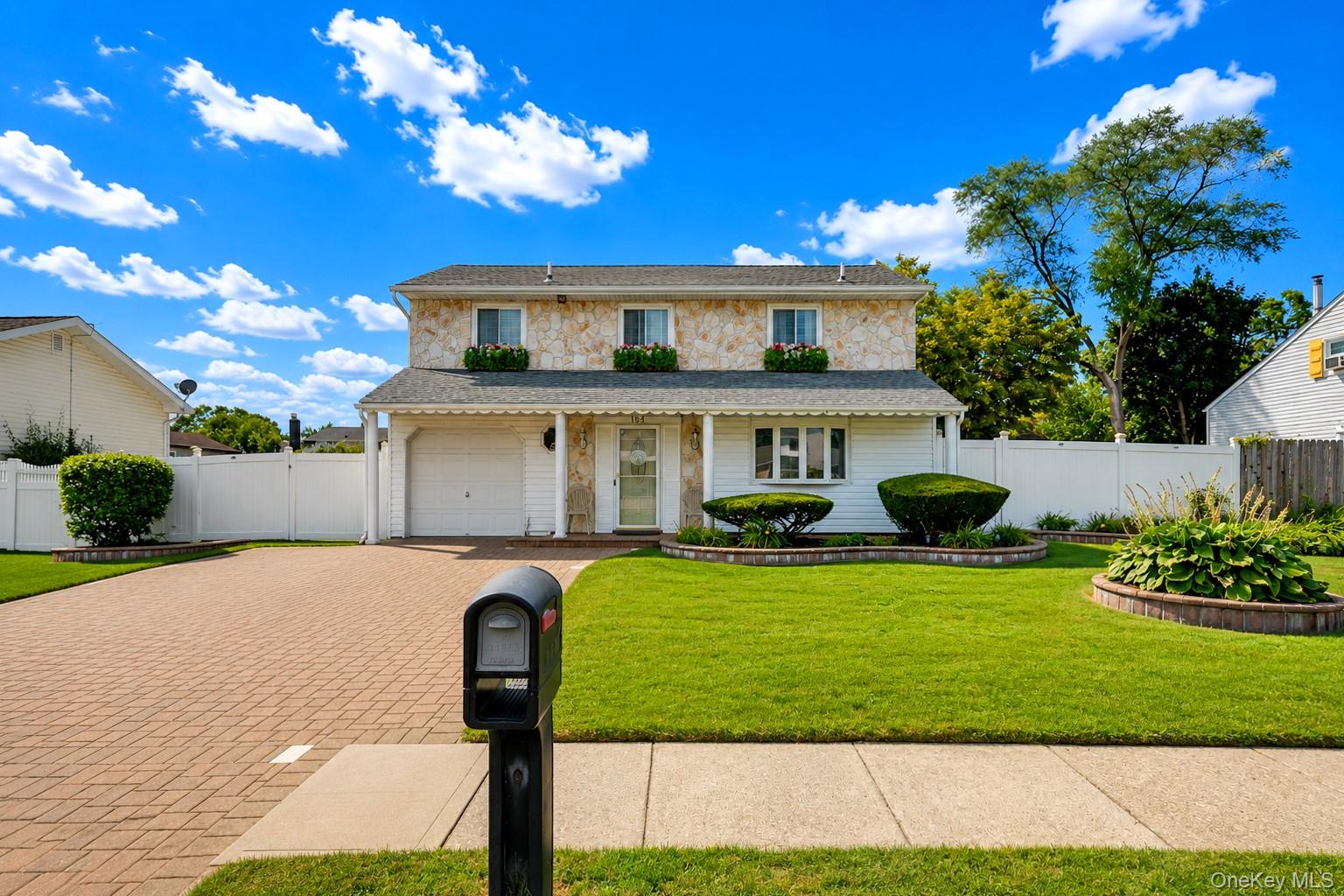 2nd image of 164 Bark Ave, Islip, NY 11722 | MLS# 1039558