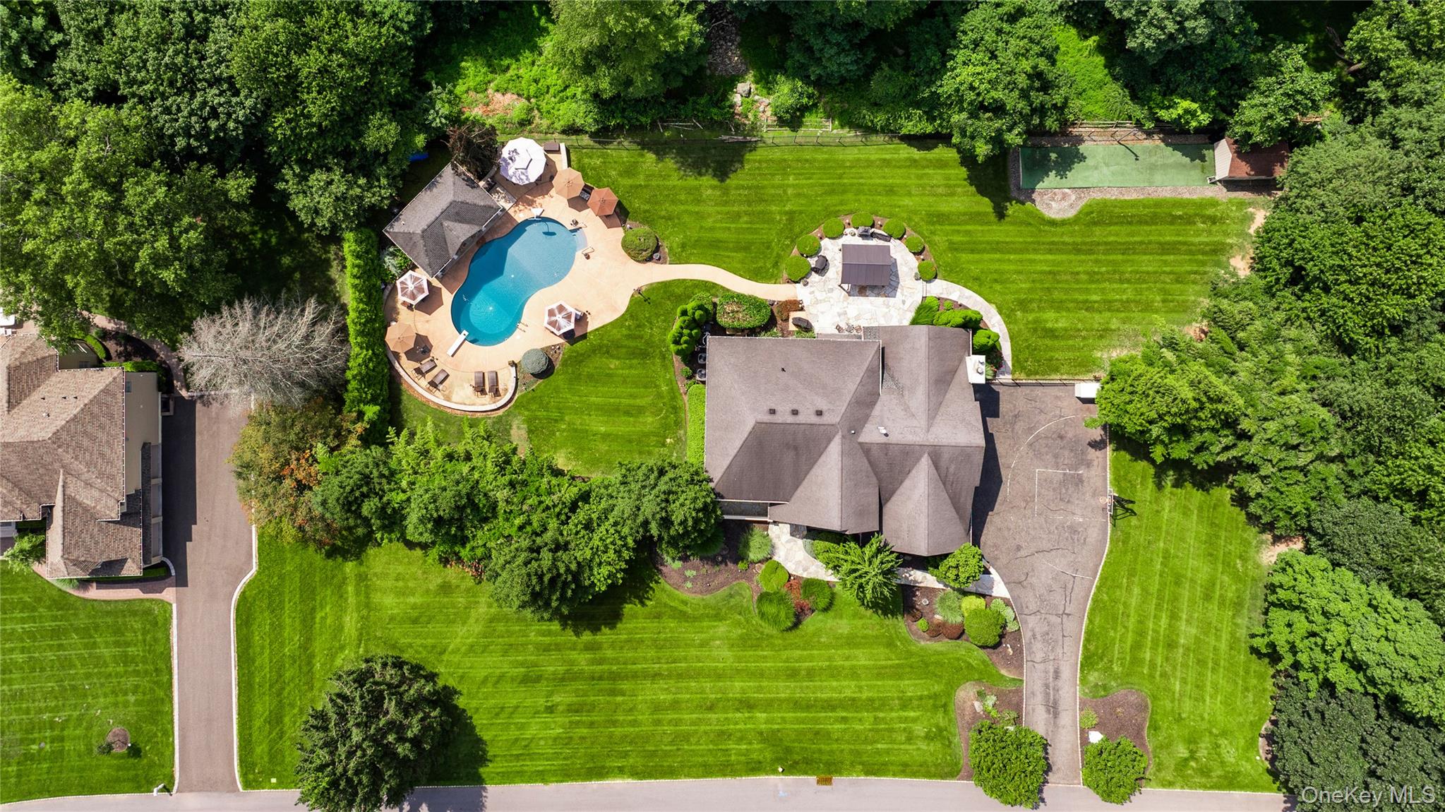 2nd image of 12 Stone Meadow Ln, Ramapo, NY 10901 | MLS# 1039561