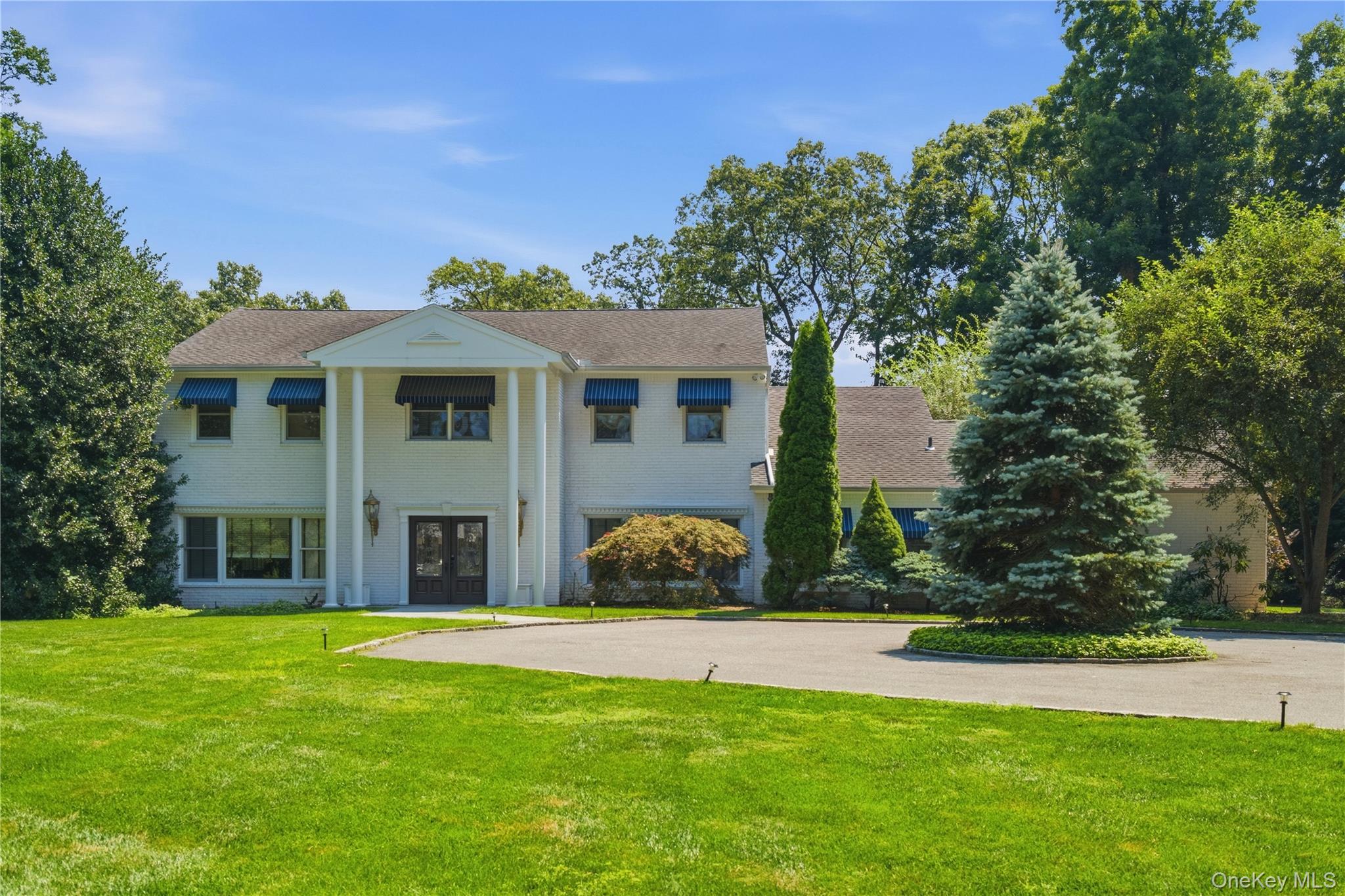 3rd image of 6 Lighthouse Pt, Huntington, NY 11743 | MLS# 1039565