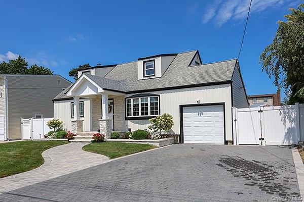 33rd image of 269 N Suffolk Ave, Oyster Bay, NY 11758 | MLS# 1039575