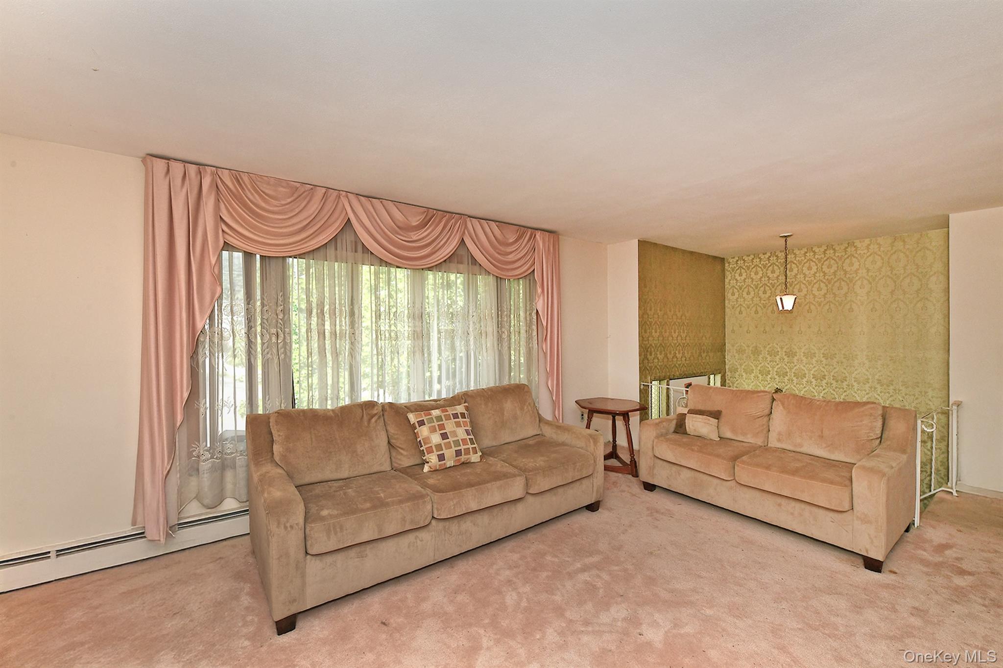 4th image of 1699 Meadowbrook Rd, Hempstead, NY 11566 | MLS# 1039593
