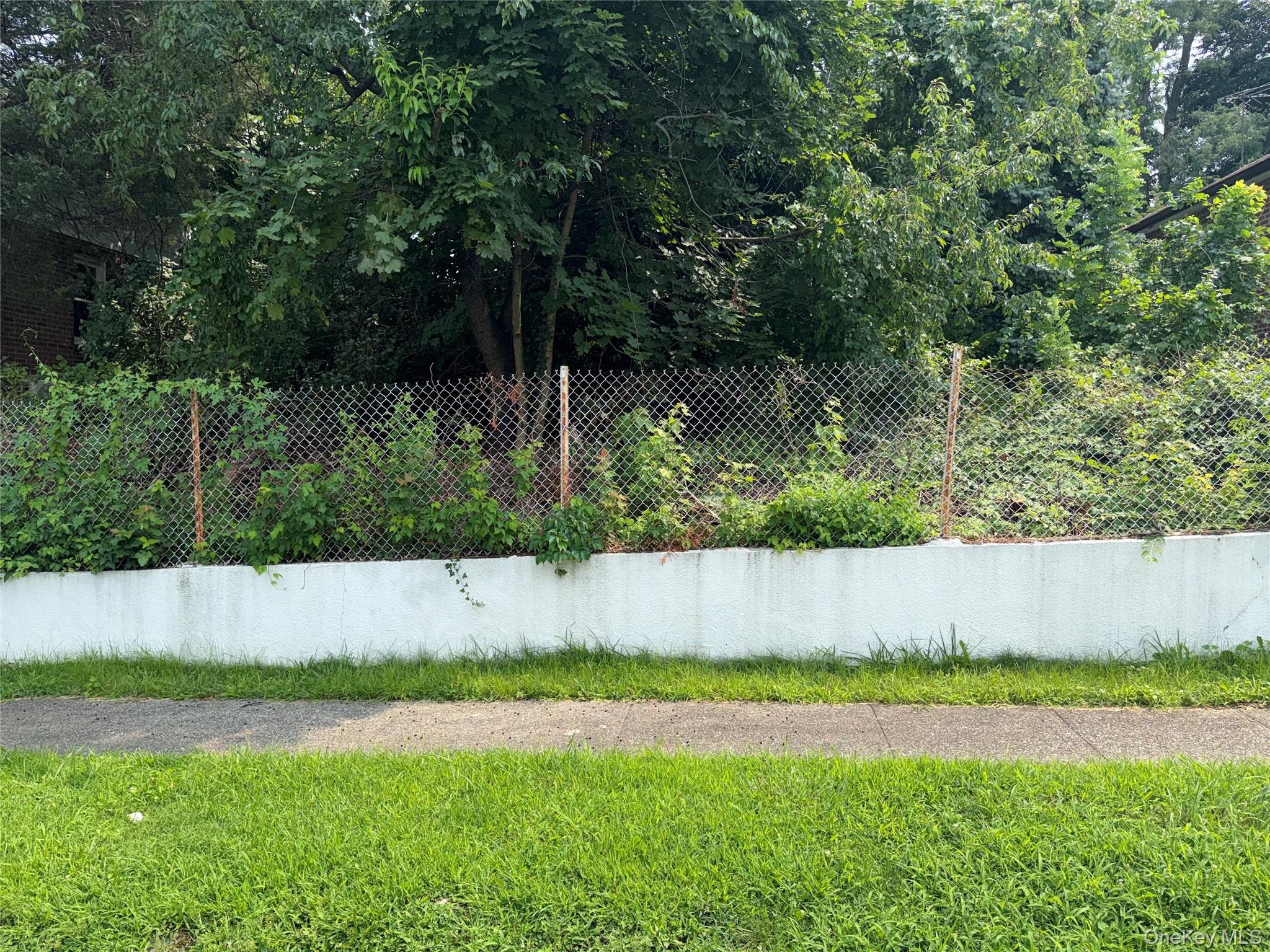 3rd image of 56 Hunt Ave, Yonkers, NY 10710 | MLS# 1039612