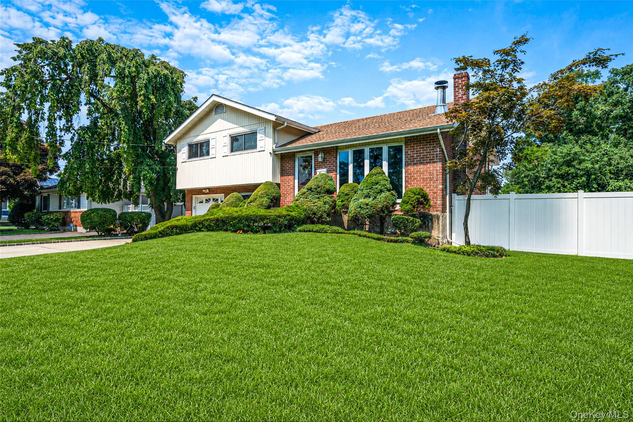 2nd image of 41 Orchard St, Oyster Bay, NY 11735 | MLS# 1039624