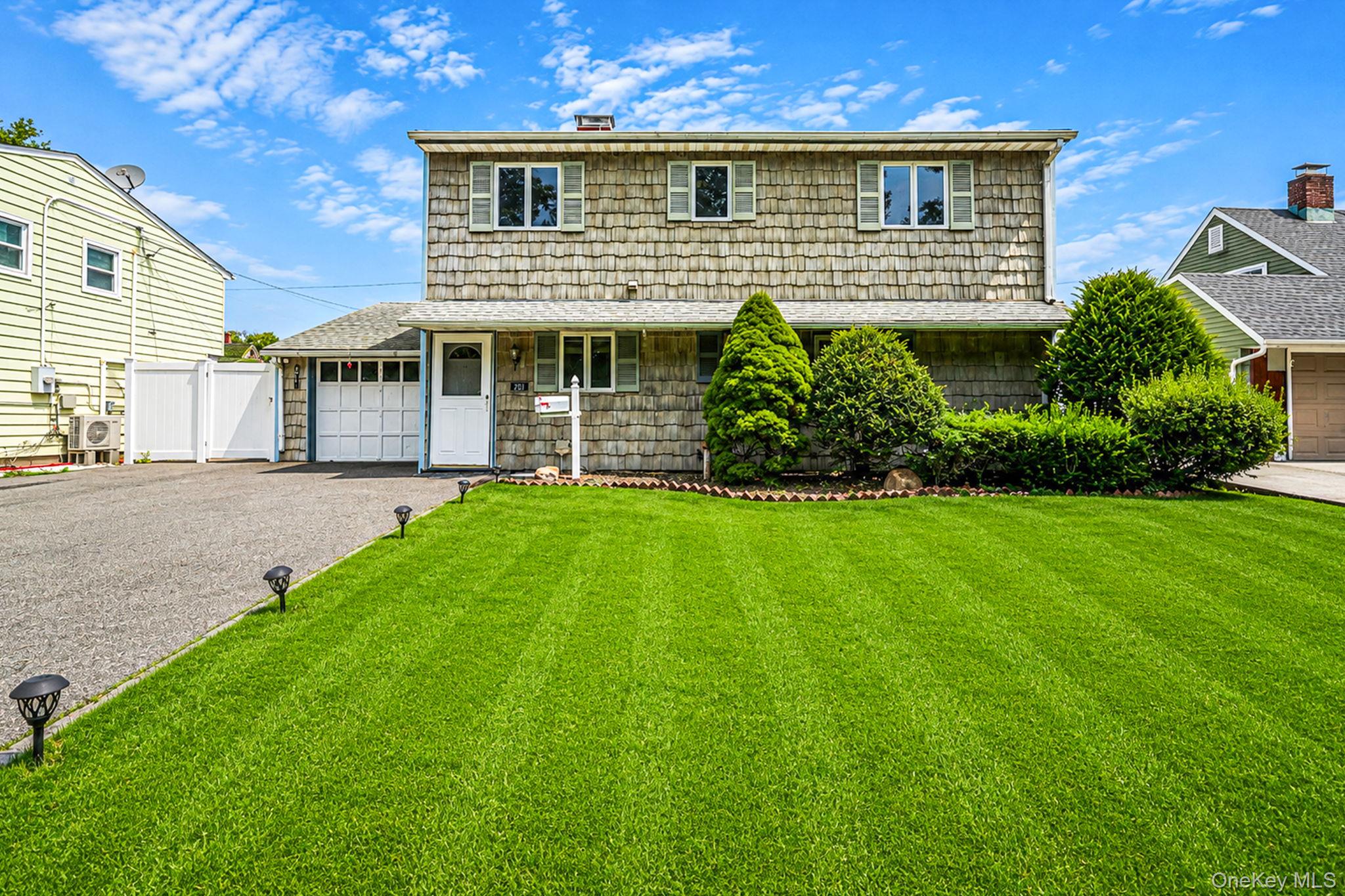 1st image of 201 Acre Ln, Oyster Bay, NY 11801 | MLS# 1039642