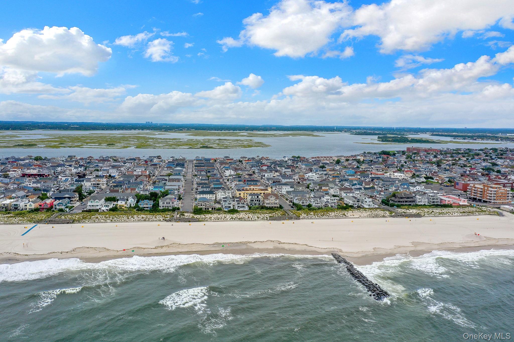 Photo 39 of Single family home for sale at 72 Arizona Ave, Long Beach, NY 11561 | MLS# 1039719 | Listing updated on 2026-09-05