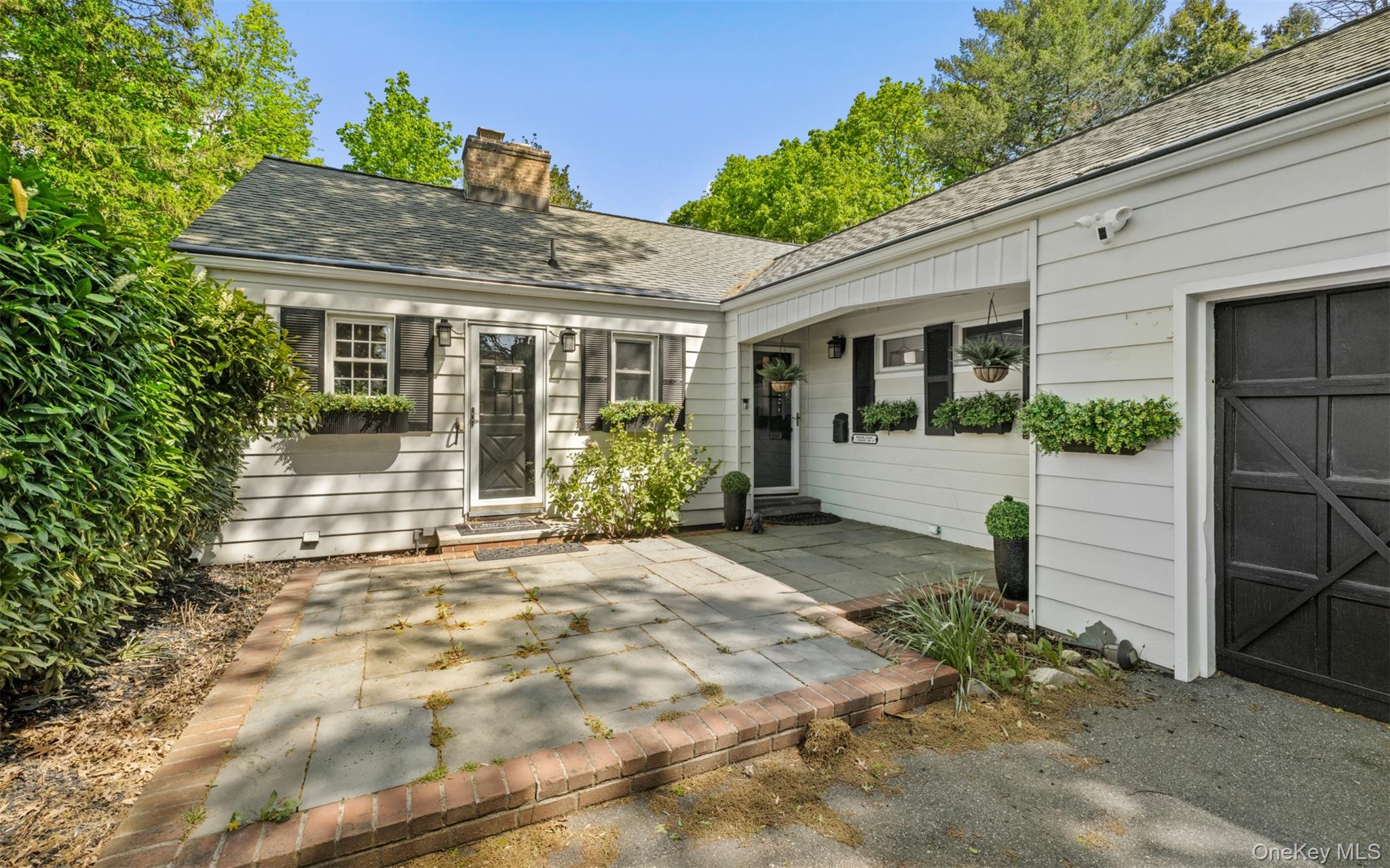 1st image of 194 W Neck Rd, Huntington, NY 11743 | MLS# 1039742