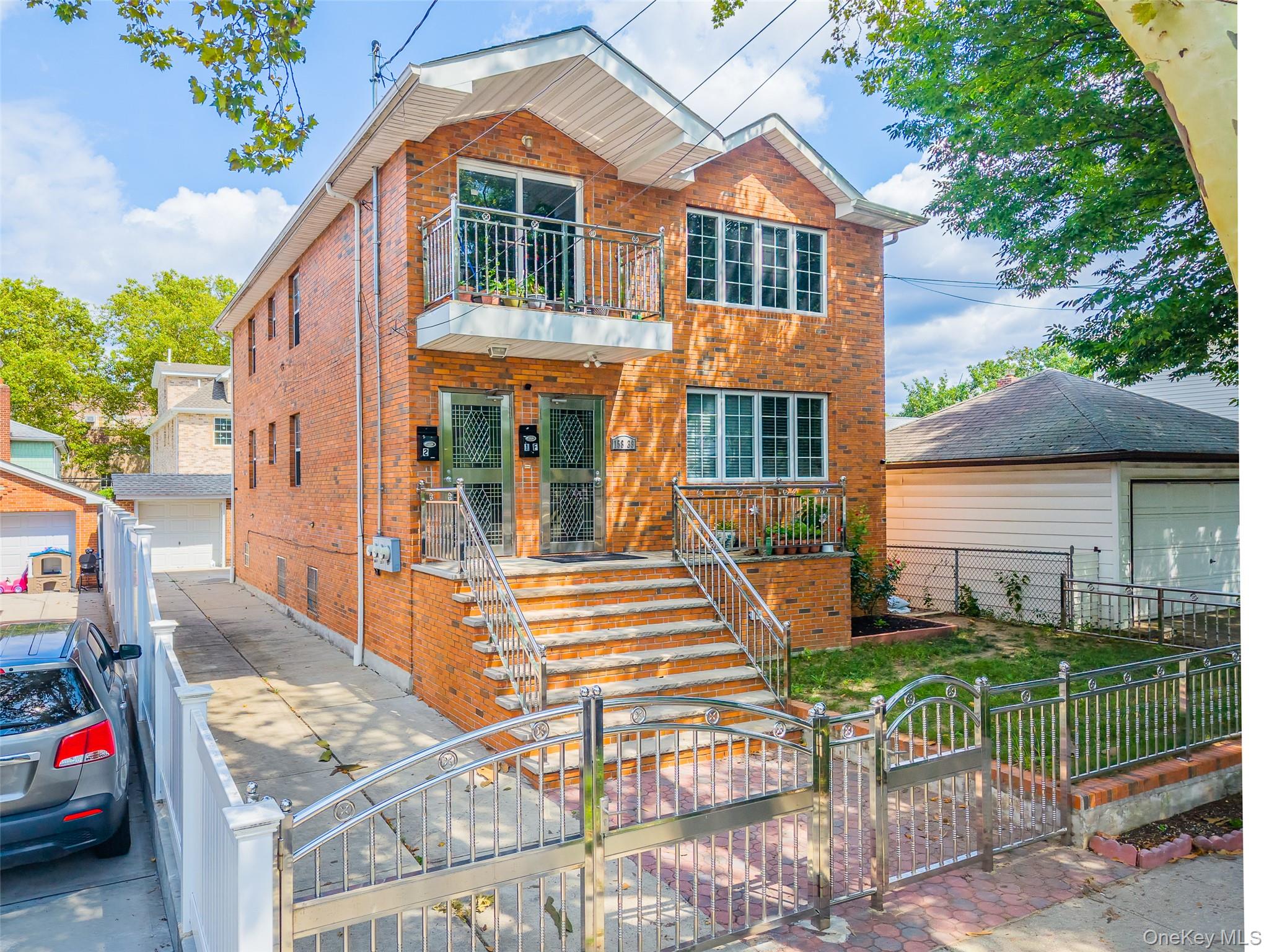 3rd image of 158-39 77Th Rd, New York, NY 11366 | MLS# 1039771