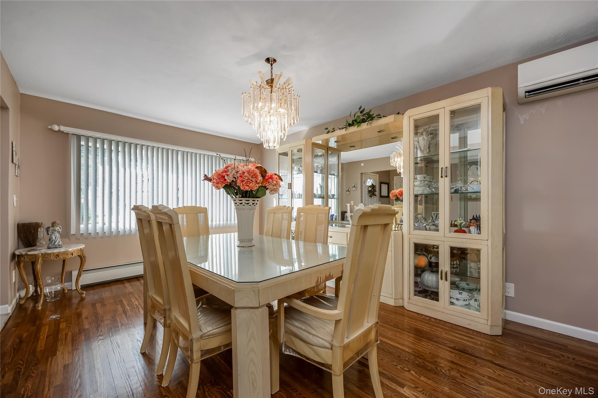 5th image of 9 Linwood Ave, Oyster Bay, NY 11735 | MLS# 1039800